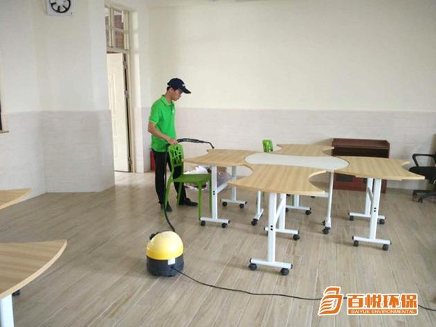   辦公室裝修地毯味道大，佛山百悅環(huán)保是如何除甲醛除異味的？